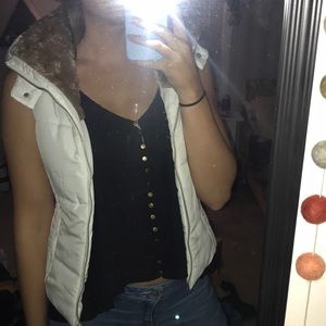 sleeveless puffy vest